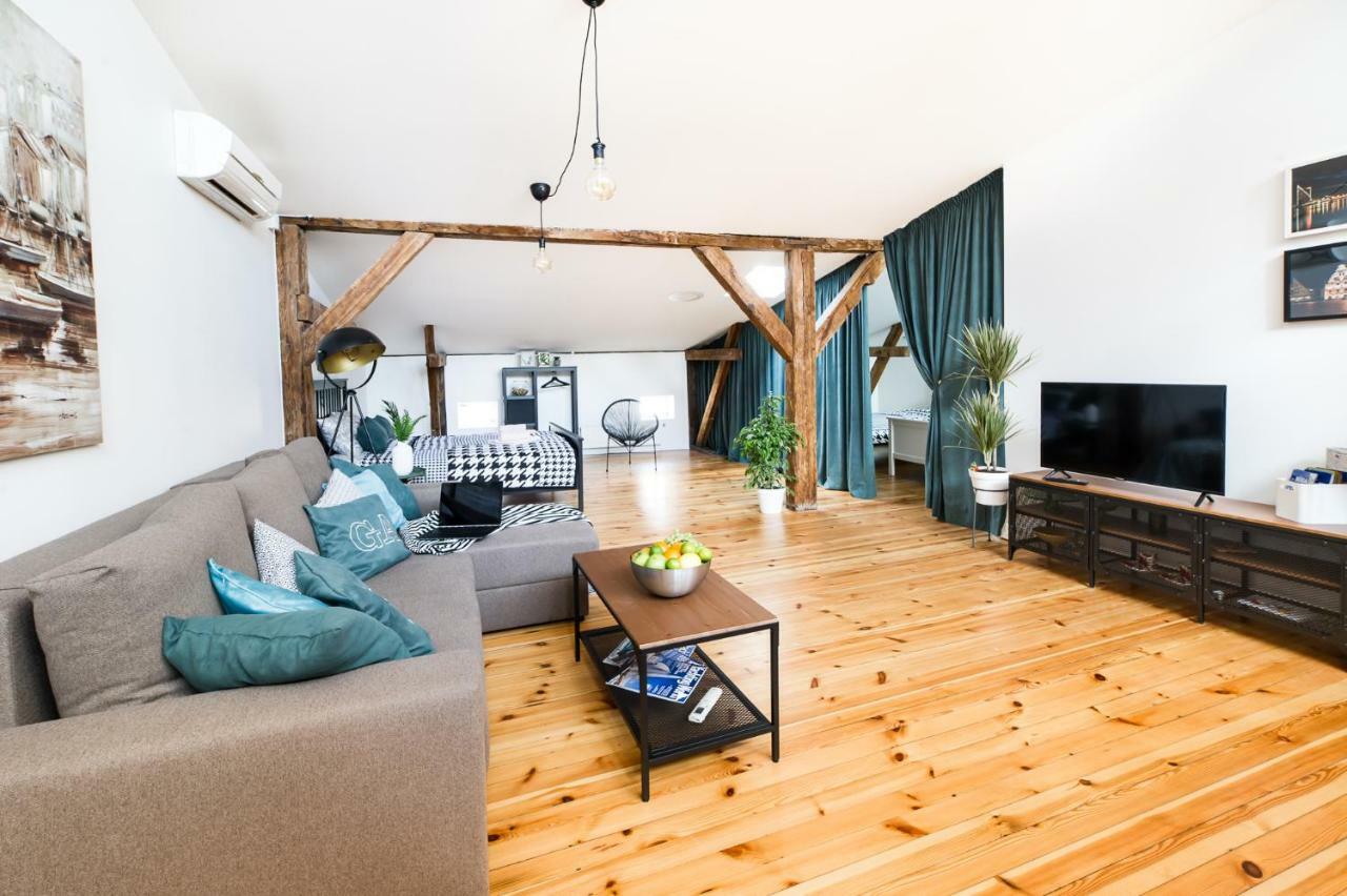 Cozy Studio Mansard Riga Old Town Aptartment, Ac Eksteriør bilde