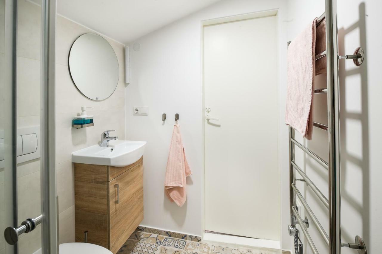 Cozy Studio Mansard Riga Old Town Aptartment, Ac Eksteriør bilde